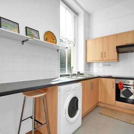 Bedford Place Hostels Лондон Екстериор снимка