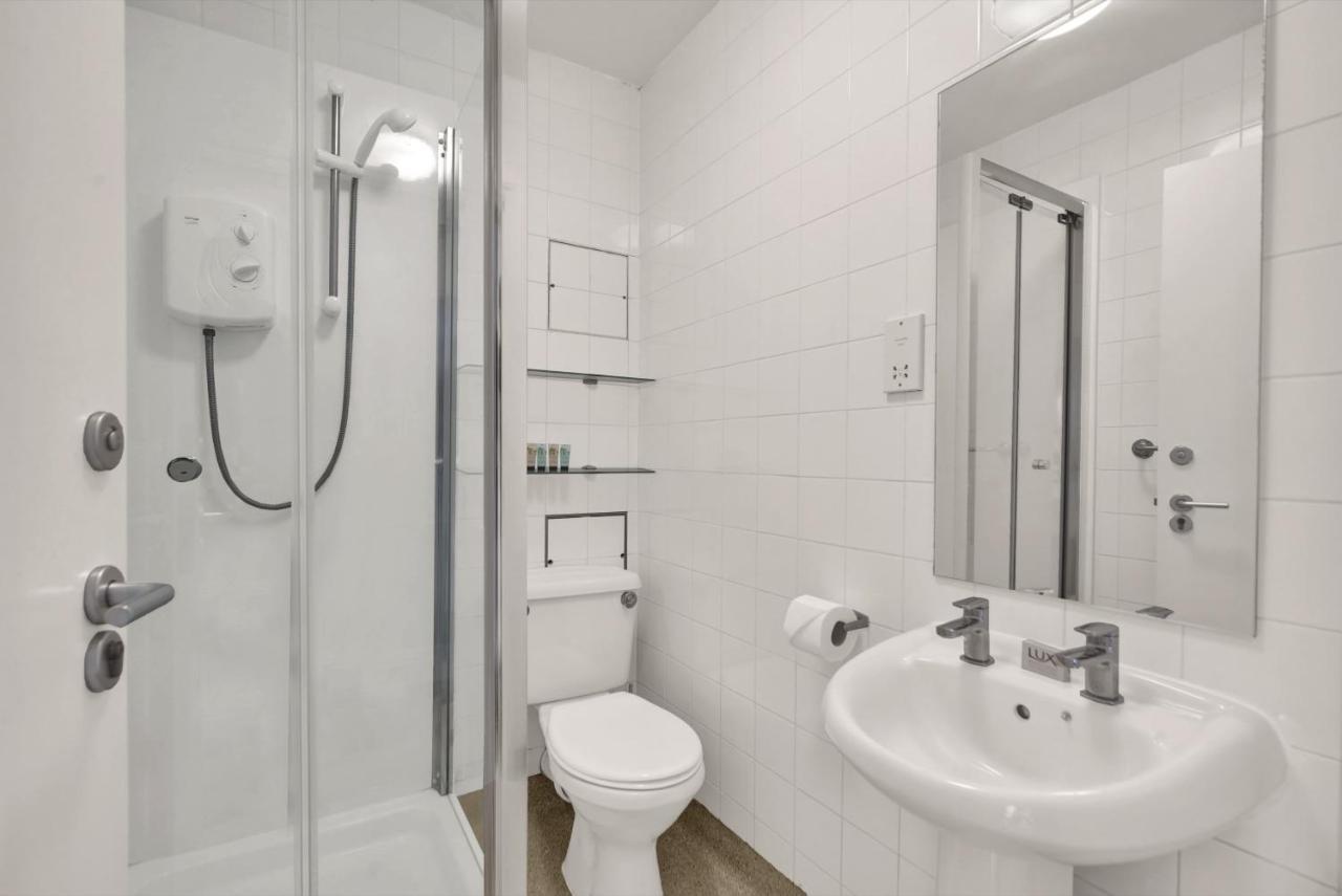 Bedford Place Hostels Лондон Екстериор снимка