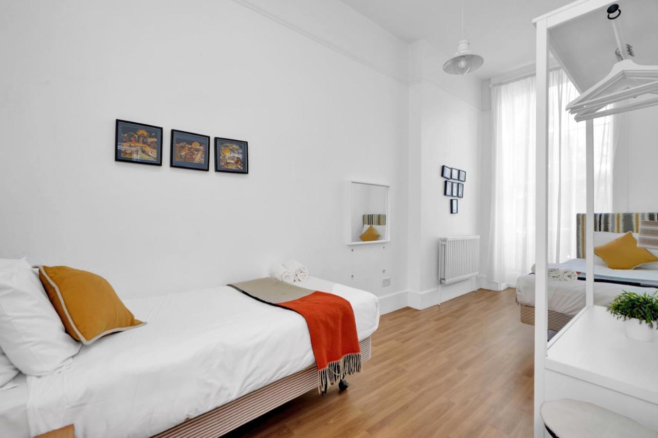Bedford Place Hostels Лондон Екстериор снимка